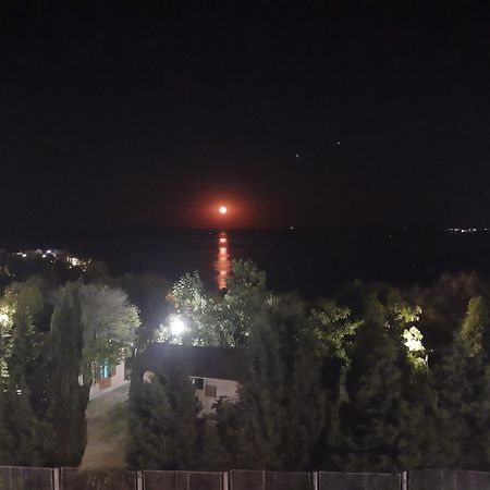 Morska Zvezda Guest House เชอร์โนโมเรทส์ ภายนอก รูปภาพ