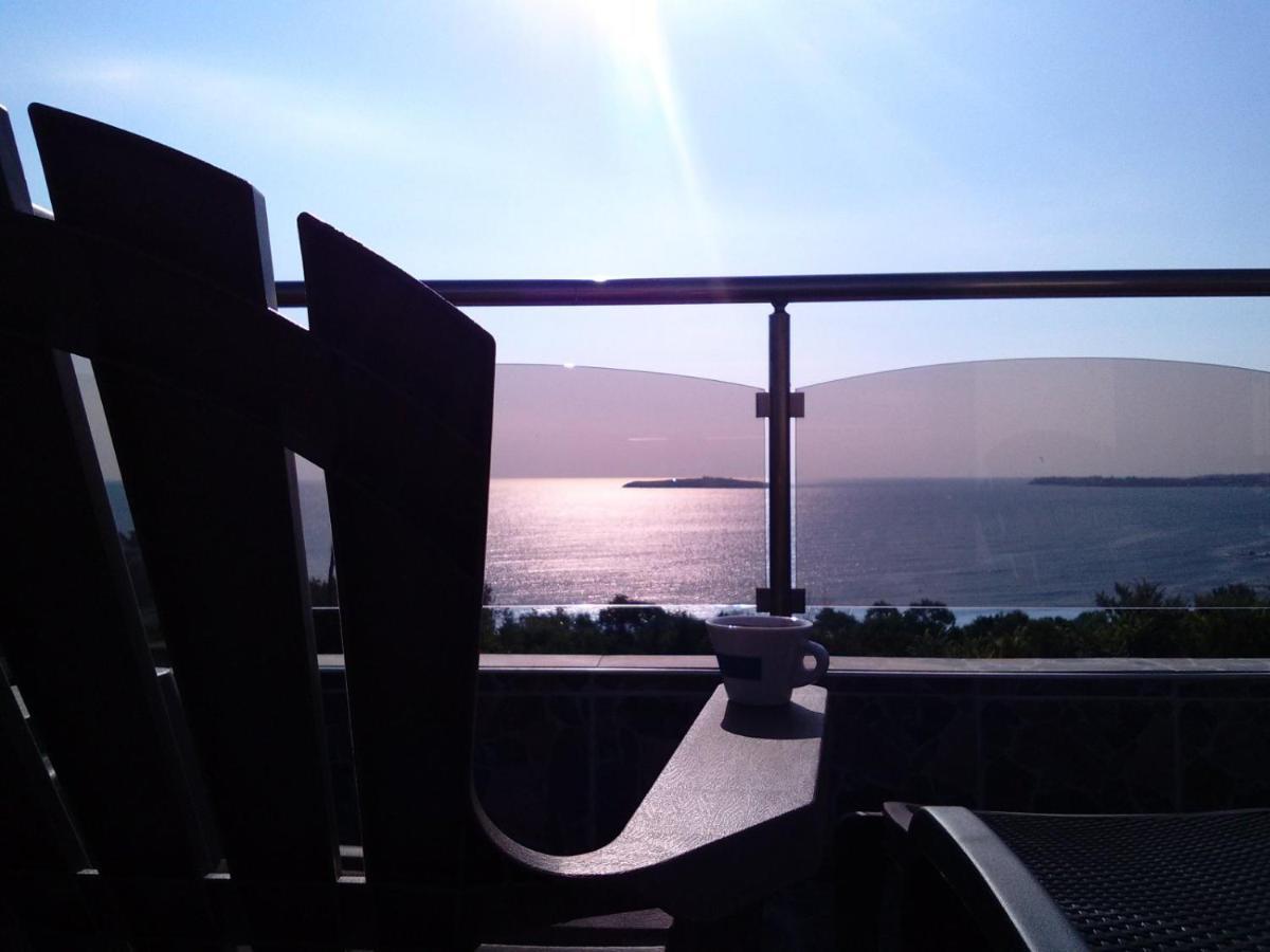 Morska Zvezda Guest House เชอร์โนโมเรทส์ ภายนอก รูปภาพ