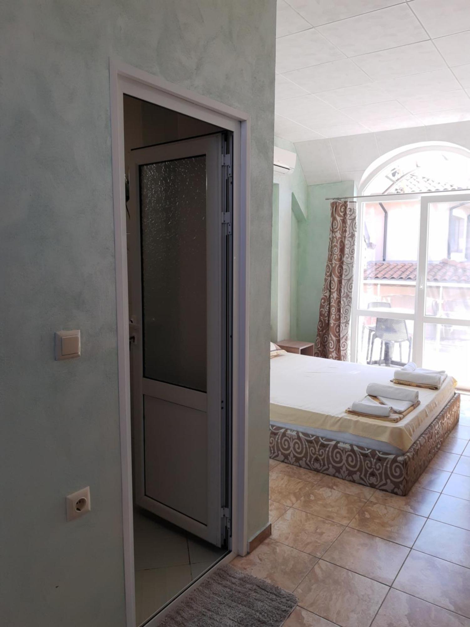Morska Zvezda Guest House เชอร์โนโมเรทส์ ภายนอก รูปภาพ
