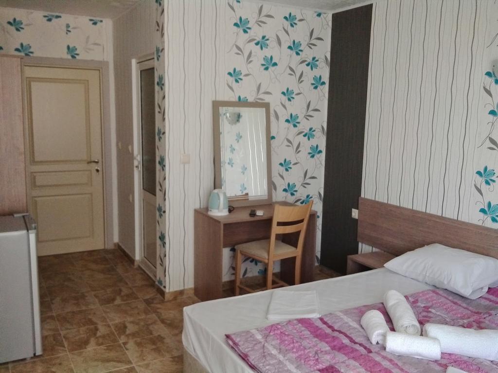 Morska Zvezda Guest House เชอร์โนโมเรทส์ ภายนอก รูปภาพ
